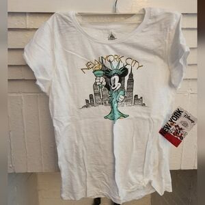 NWT Disney White New York Girls Mickey Mouse Staue of Liberty Size XL (14) White